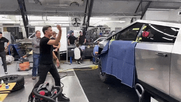 Are Tesla Cybertrucks really bulletproof?