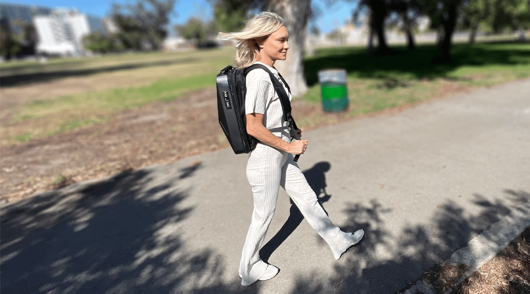 Daypack vs Backpack - Best Daypack for Travel, Hiking, Work, Women and Men