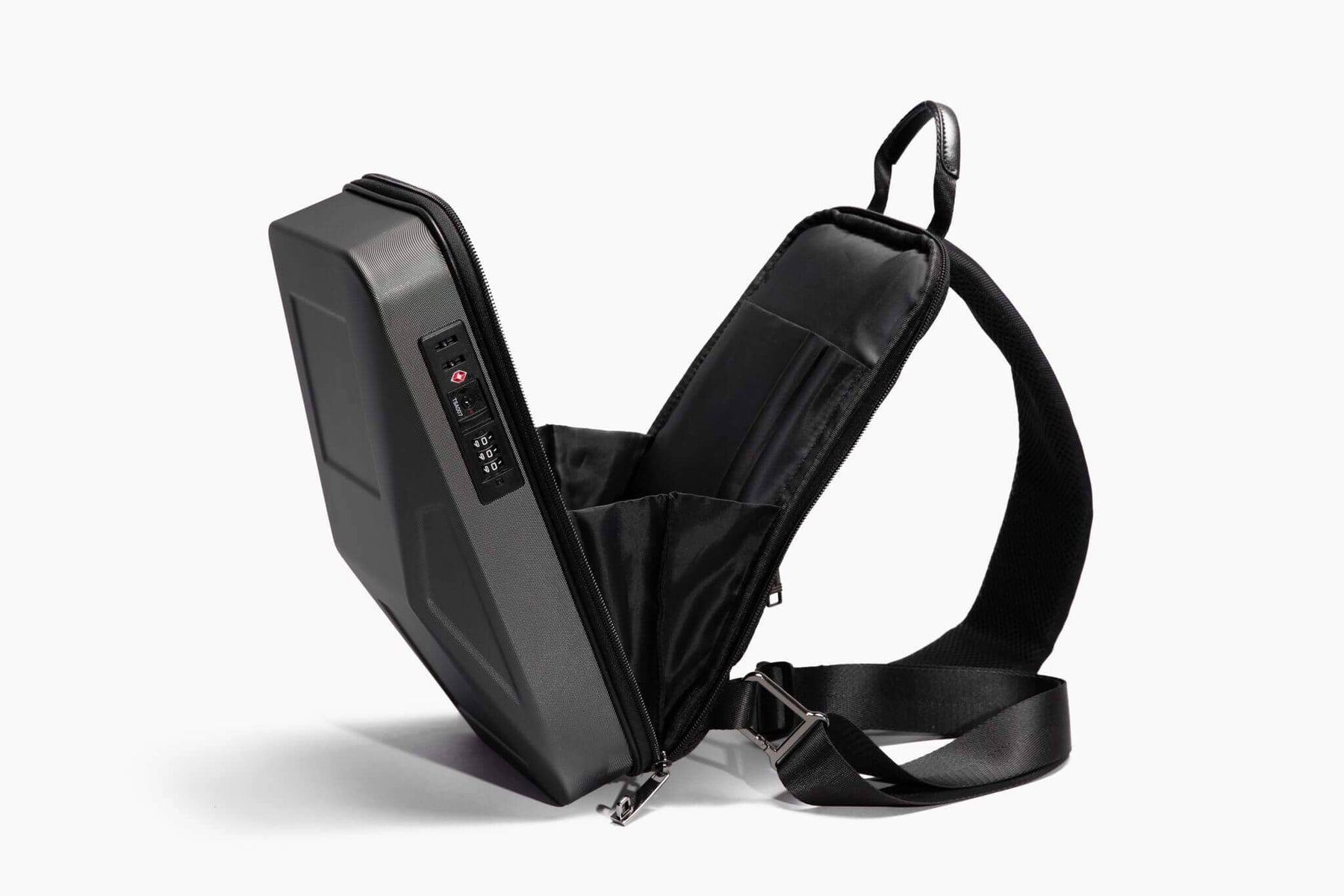 CYBERLUGGAGE + CYBERBBACKPACK 2.0 + CYBERSLING + CYBERPOWERBANK Ultimate Bundle Bundle Cyberbrands
