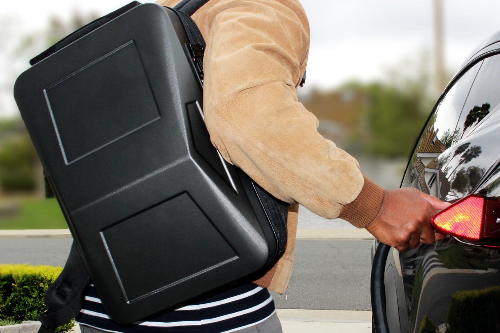 Computer Backpack Box Man A Guide to Choosing a Laptop Backpack for Men
