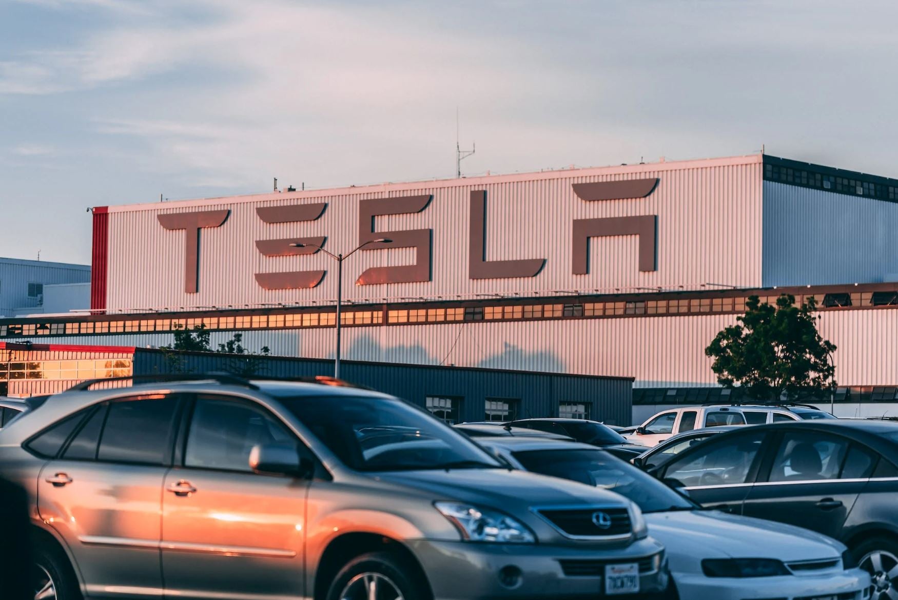 Does Tesla Take Trade-Ins in 2022?