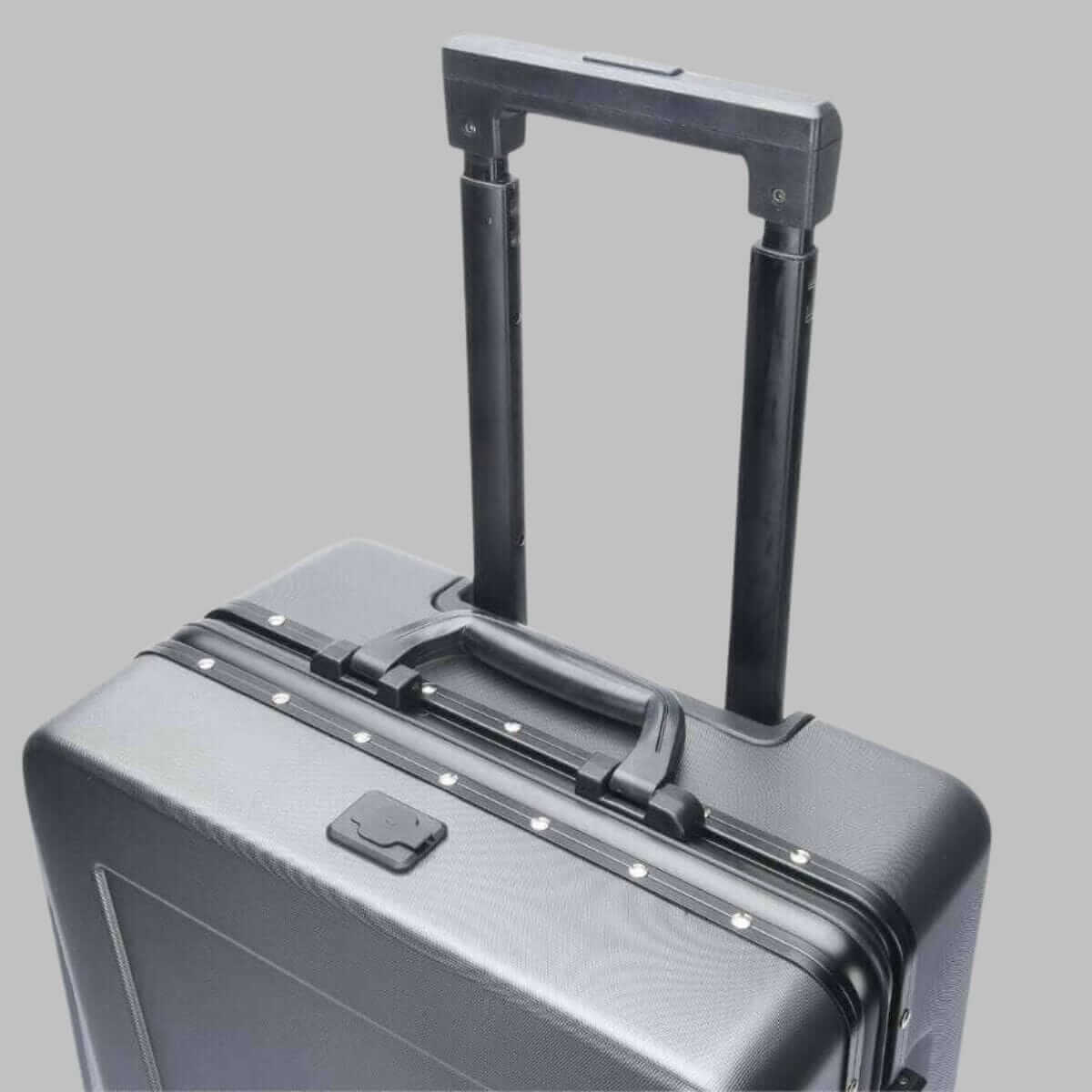 cyberluggage telescoping handles