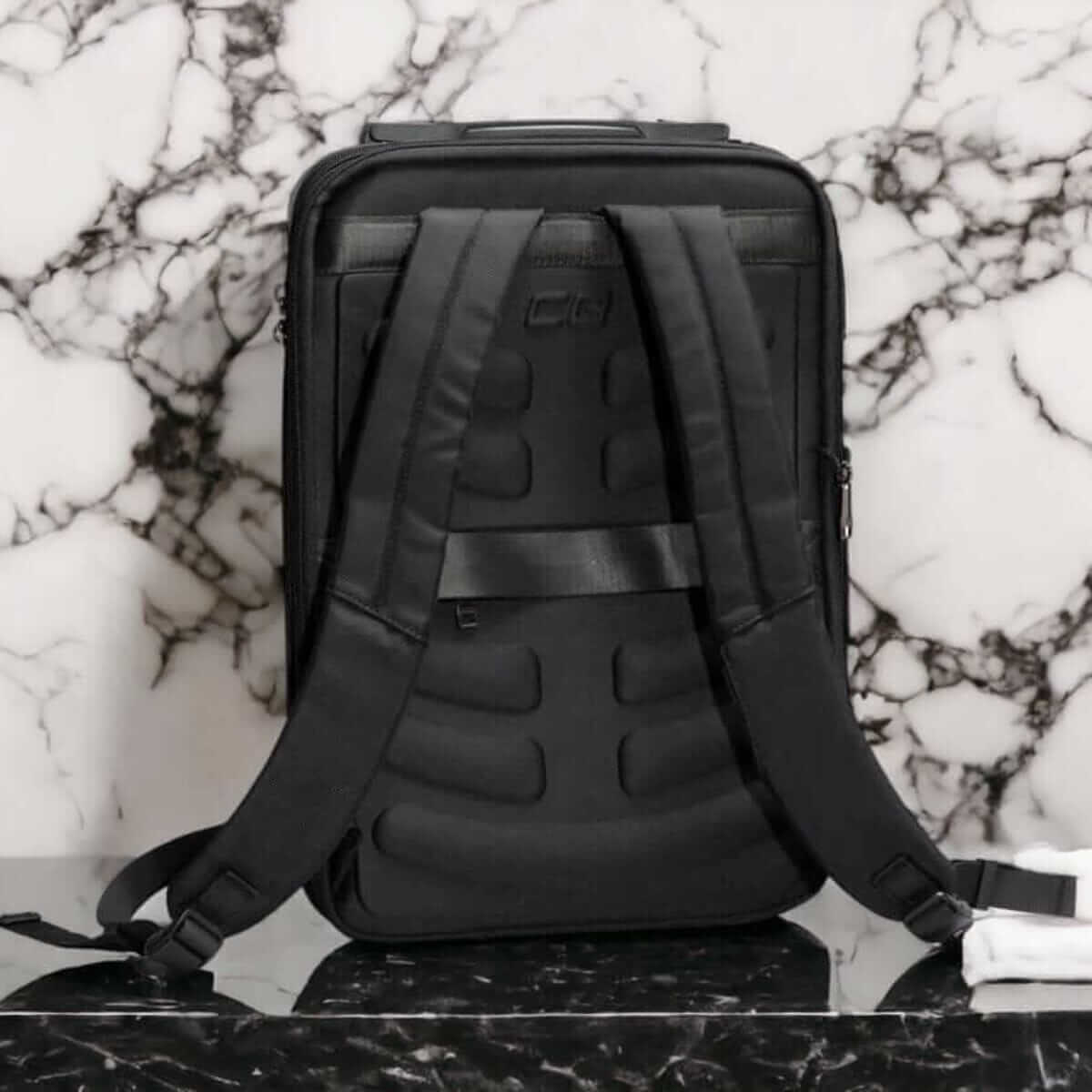 Lightweight　Laptop　Anti-Theft　Backpack　Travel　for　Ultimate　Security